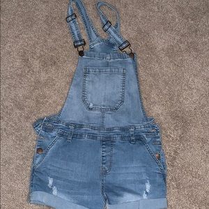 Overall shorts with buttons